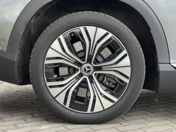 MERCEDES-BENZ EQE 300 SUV