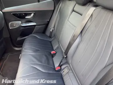 MERCEDES-BENZ EQE SUV 300 AMG Line Premium