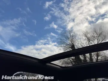 MERCEDES-BENZ EQE SUV 300 AMG Line Premium