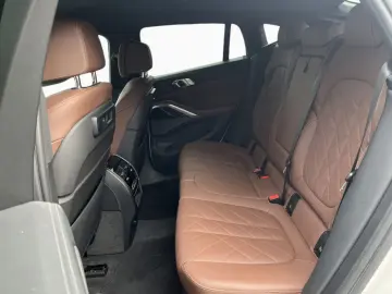 BMW X6 xDr30d M Sport PANO Laser HUD H K DaPro PA