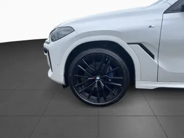 BMW X6 xDr30d M Sport PANO Laser HUD H K DaPro PA