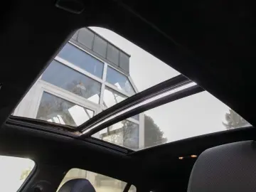 BMW X6 xDrive40d M Sportpaket HUD Pano H K 360  22