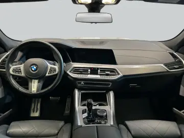 BMW X6 xDrive40d  AHK  MSportpaket  Panoramadach