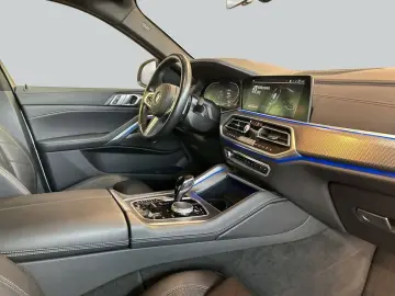 BMW X6 xDrive40d  AHK  MSportpaket  Panoramadach
