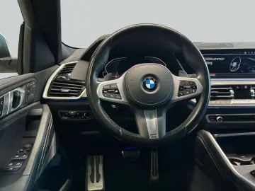 BMW X6 xDrive40d  AHK  MSportpaket  Panoramadach