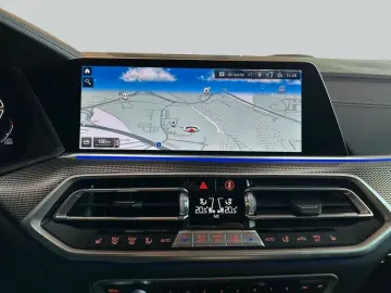 BMW X6 xDrive40d  AHK  MSportpaket  Panoramadach