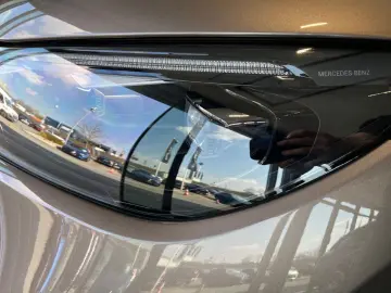 MERCEDES-BENZ EQE 350 4MATIC SUV