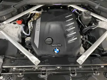 BMW X6 xDrive40d M Sport Standheizung AHK Head-Up