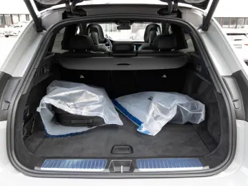 MERCEDES-BENZ EQE 350 4M SUV AMG Line