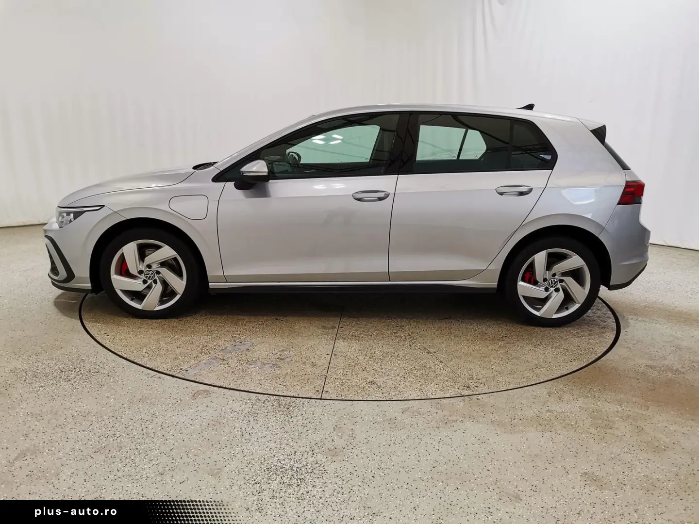 VW Golf 1.4 TSI DSG GTE eHybrid LED Navi Standhzg.