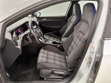 VW Golf 1.4 TSI DSG GTE eHybrid LED Navi Standhzg.