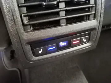 VW Golf 1.4 TSI DSG GTE eHybrid LED Navi Standhzg.