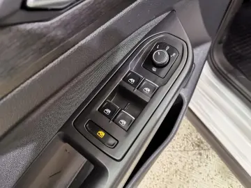 VW Golf 1.4 TSI DSG GTE eHybrid LED Navi Standhzg.