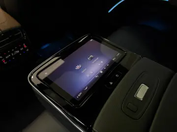 MERCEDES-BENZ EQS 450  SUV AMG