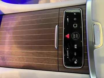 MERCEDES-BENZ EQS 450 4M SUV AMG