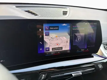 BMW iX1 xDrive 30 X Line