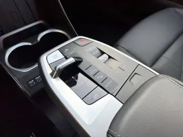 BMW iX1 xDrive 30 X Line