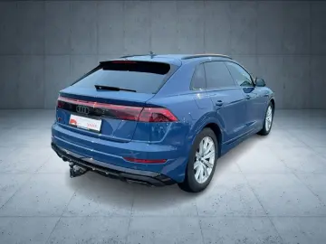 AUDI Q8 SUV 50 TDI qu. tiptr. Luft PANO AHK 22 HUD