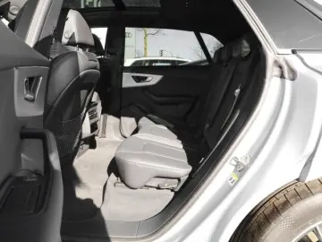 AUDI Q8 50 TDI quattro Pano HD Matrix LED AHK HuD ACC