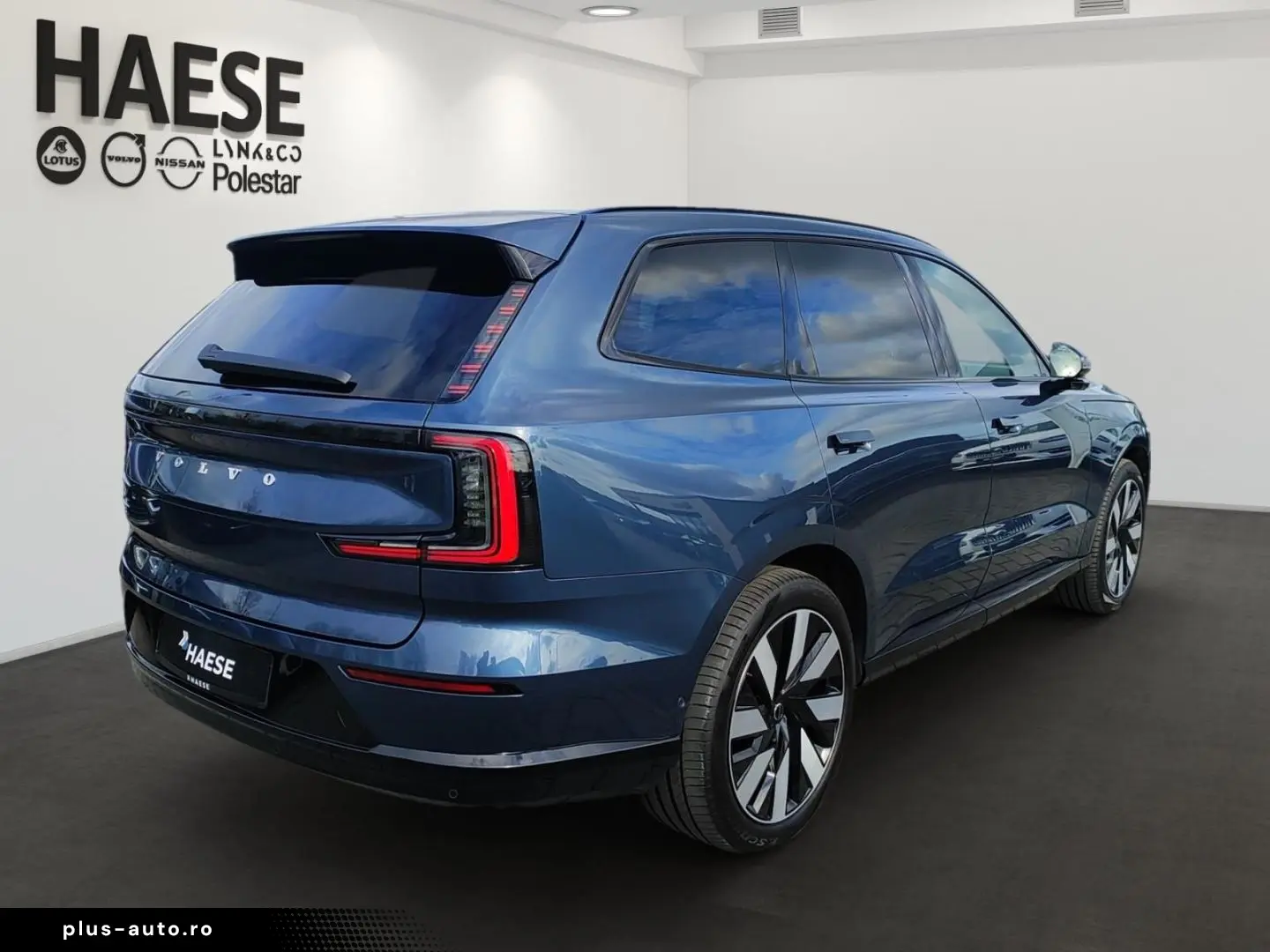 VOLVO EX90 Plus Pure Electric AWD 7