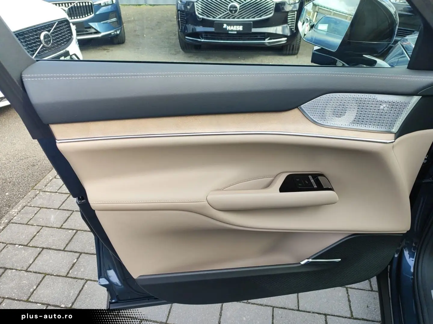 VOLVO EX90 Plus Pure Electric AWD 7