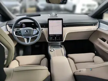 VOLVO EX90 Plus Pure Electric AWD 7