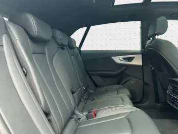 AUDI Q8 50 TDI qu tip Air HUD Pano Matrix Virtual Nav