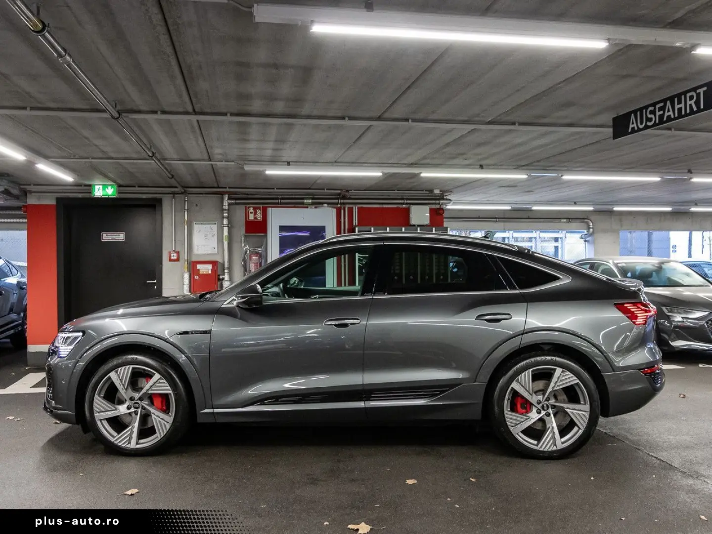 AUDI Q8 Sportback S line e-tron quattro
