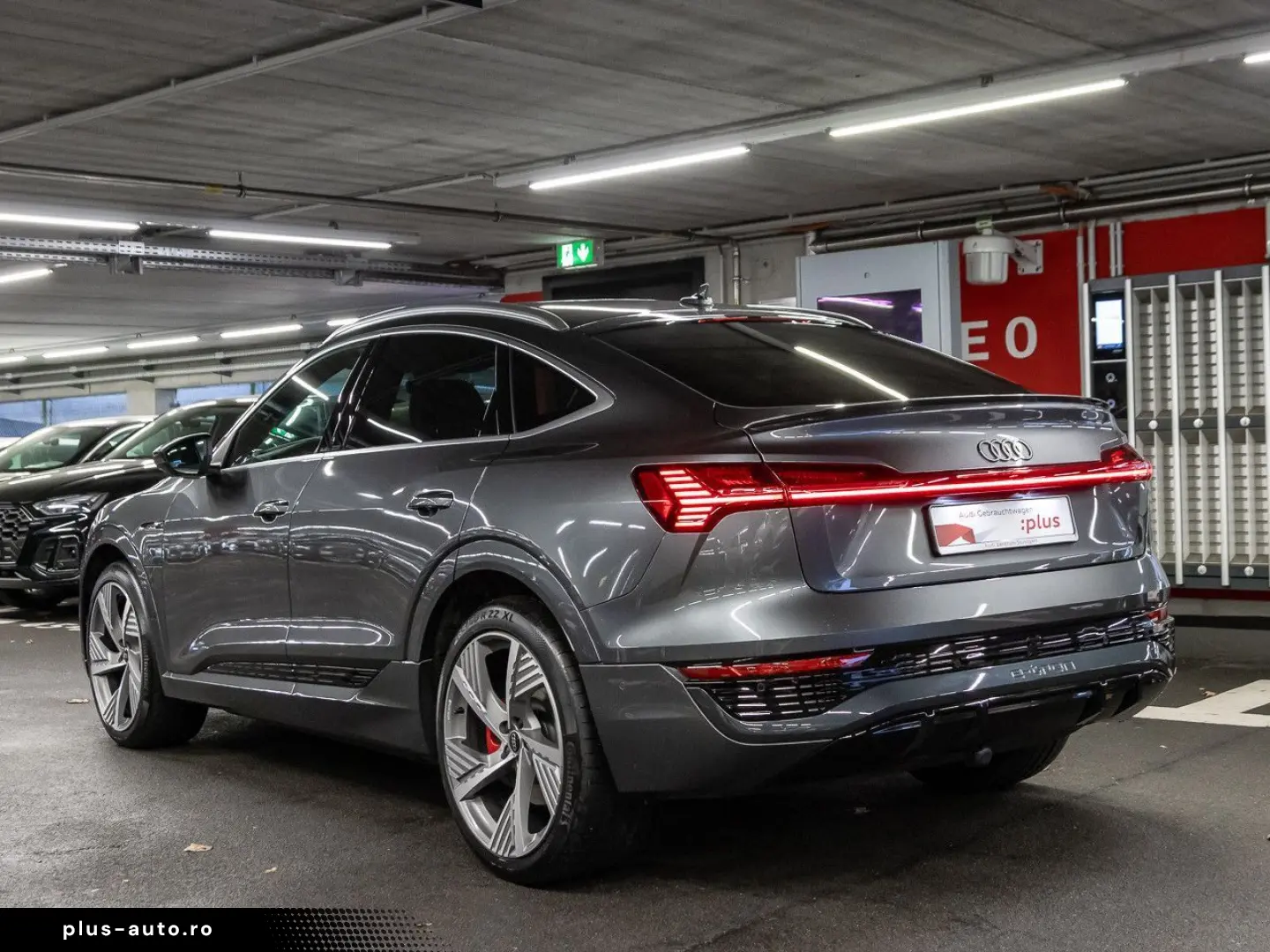AUDI Q8 Sportback S line e-tron quattro