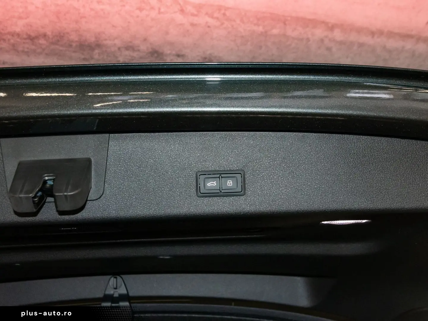 AUDI Q8 Sportback S line e-tron quattro