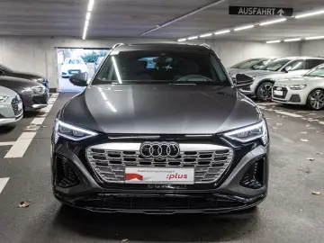 AUDI Q8 Sportback S line e-tron quattro