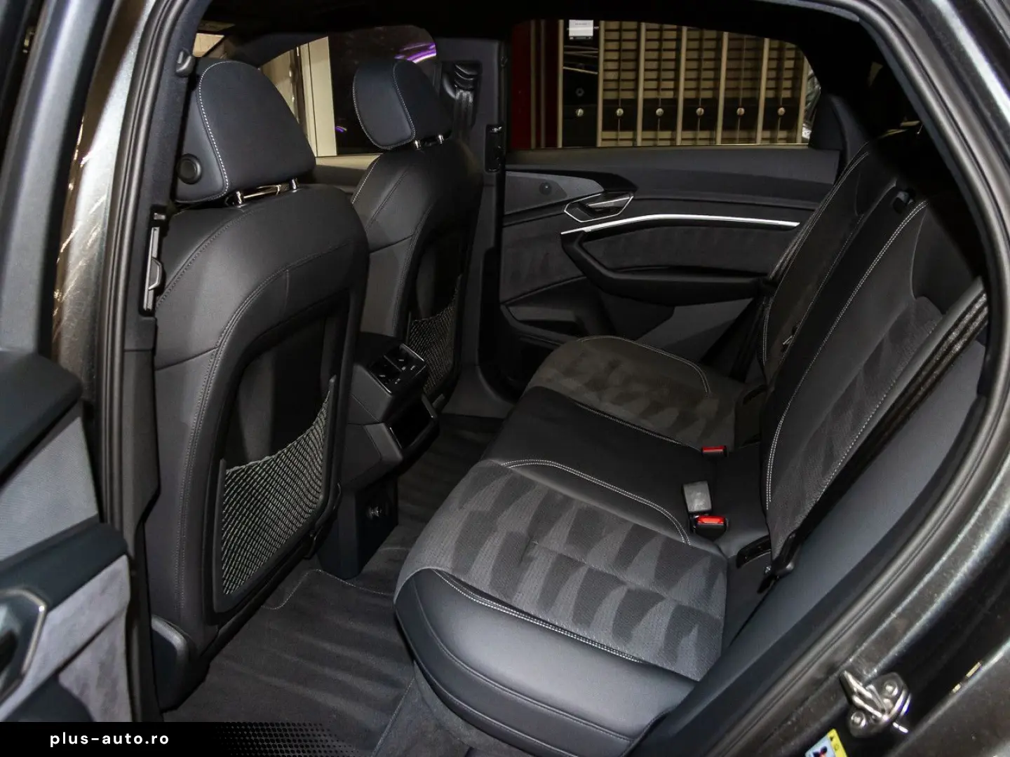 AUDI Q8 Sportback S line e-tron quattro