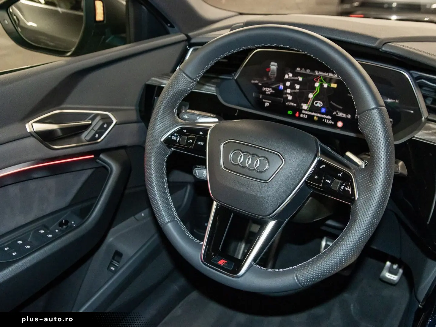 AUDI Q8 Sportback S line e-tron quattro