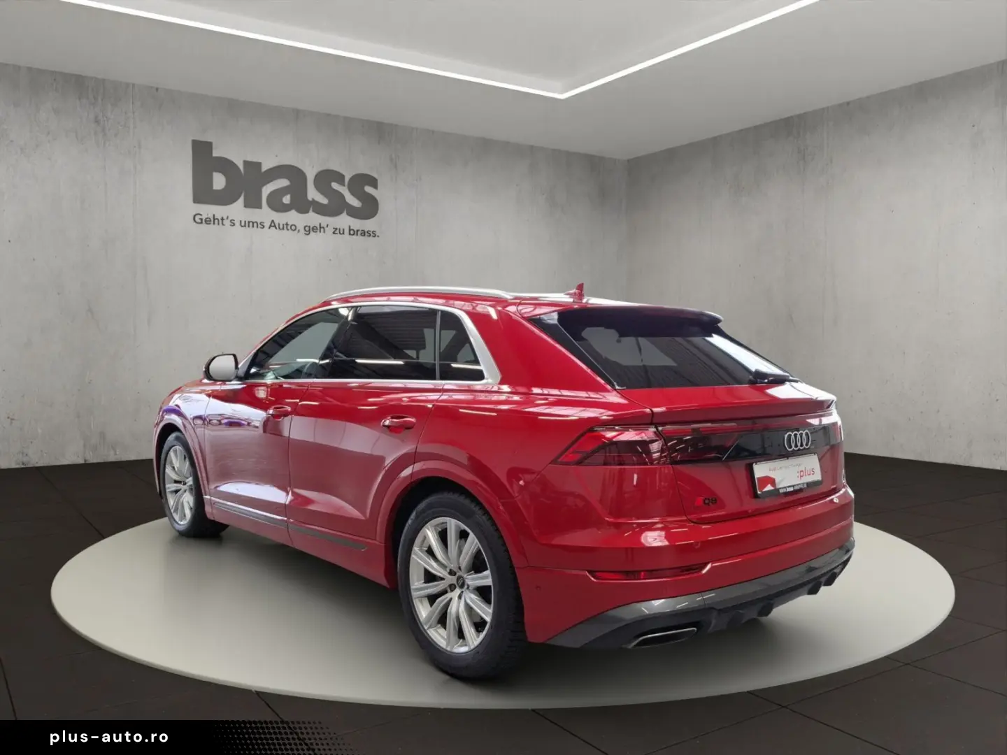 AUDI Q8 SUV 55 TFSI quattro 250(340) kW(PS) tiptronic