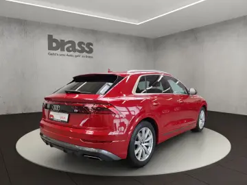 AUDI Q8 SUV 55 TFSI quattro 250(340) kW(PS) tiptronic