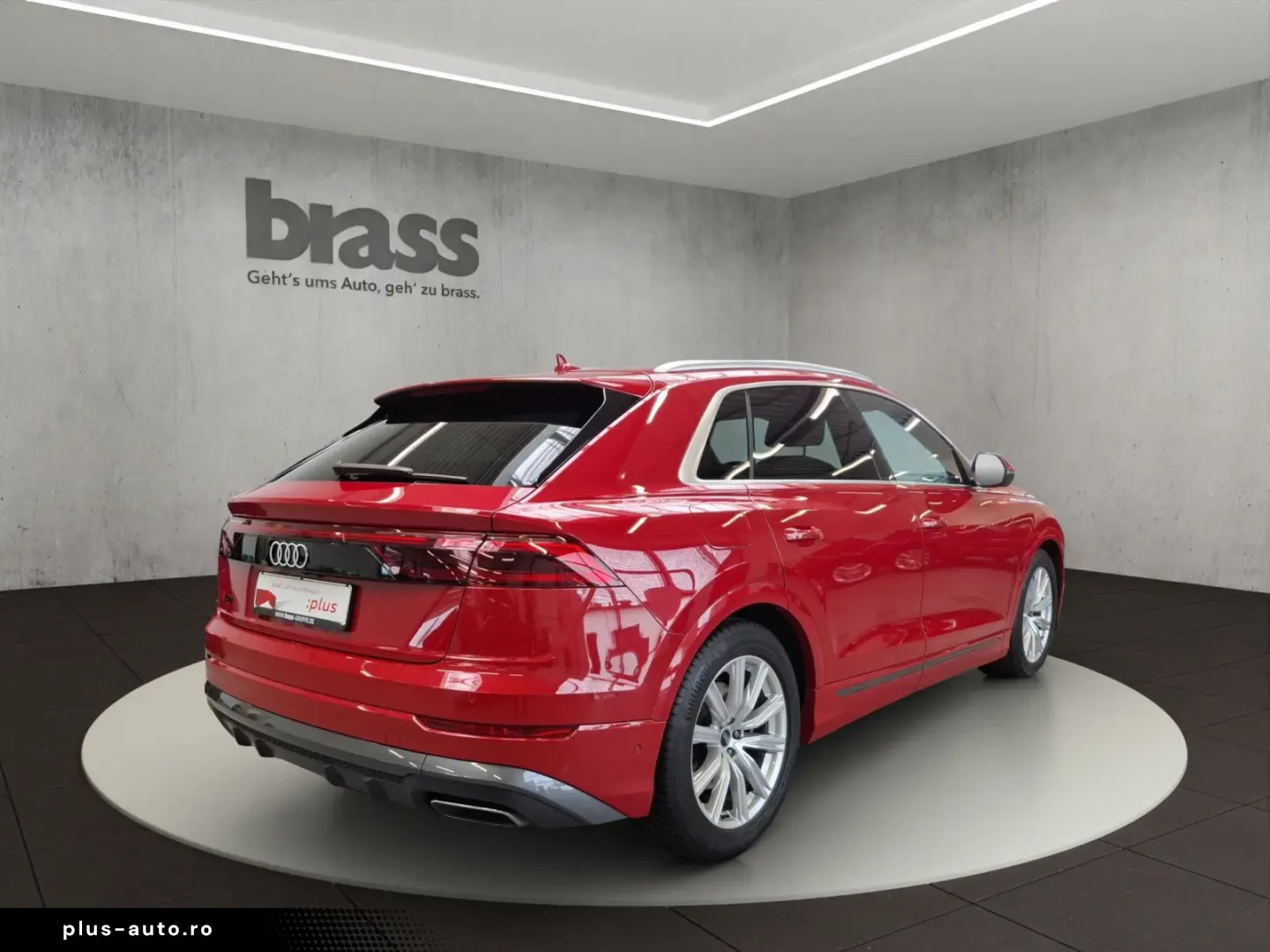 AUDI Q8 SUV 55 TFSI quattro 250(340) kW(PS) tiptronic