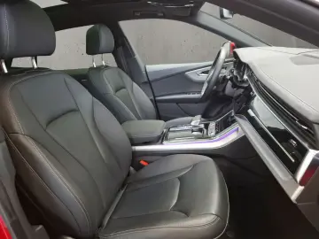 AUDI Q8 SUV 55 TFSI quattro 250(340) kW(PS) tiptronic