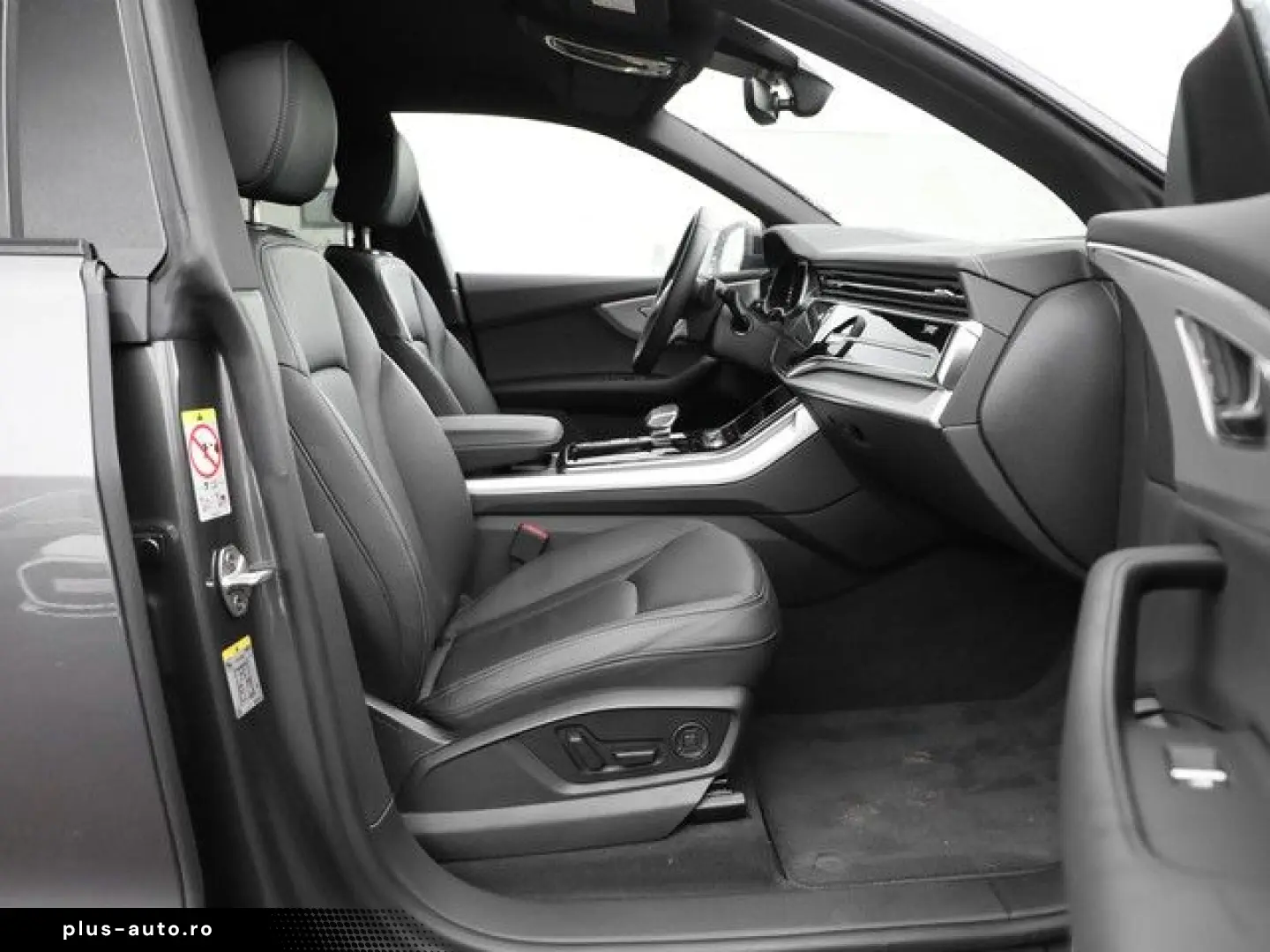 AUDI Q8 45 TDI quattro LM21 Matrix LED AHK HuD Kamera