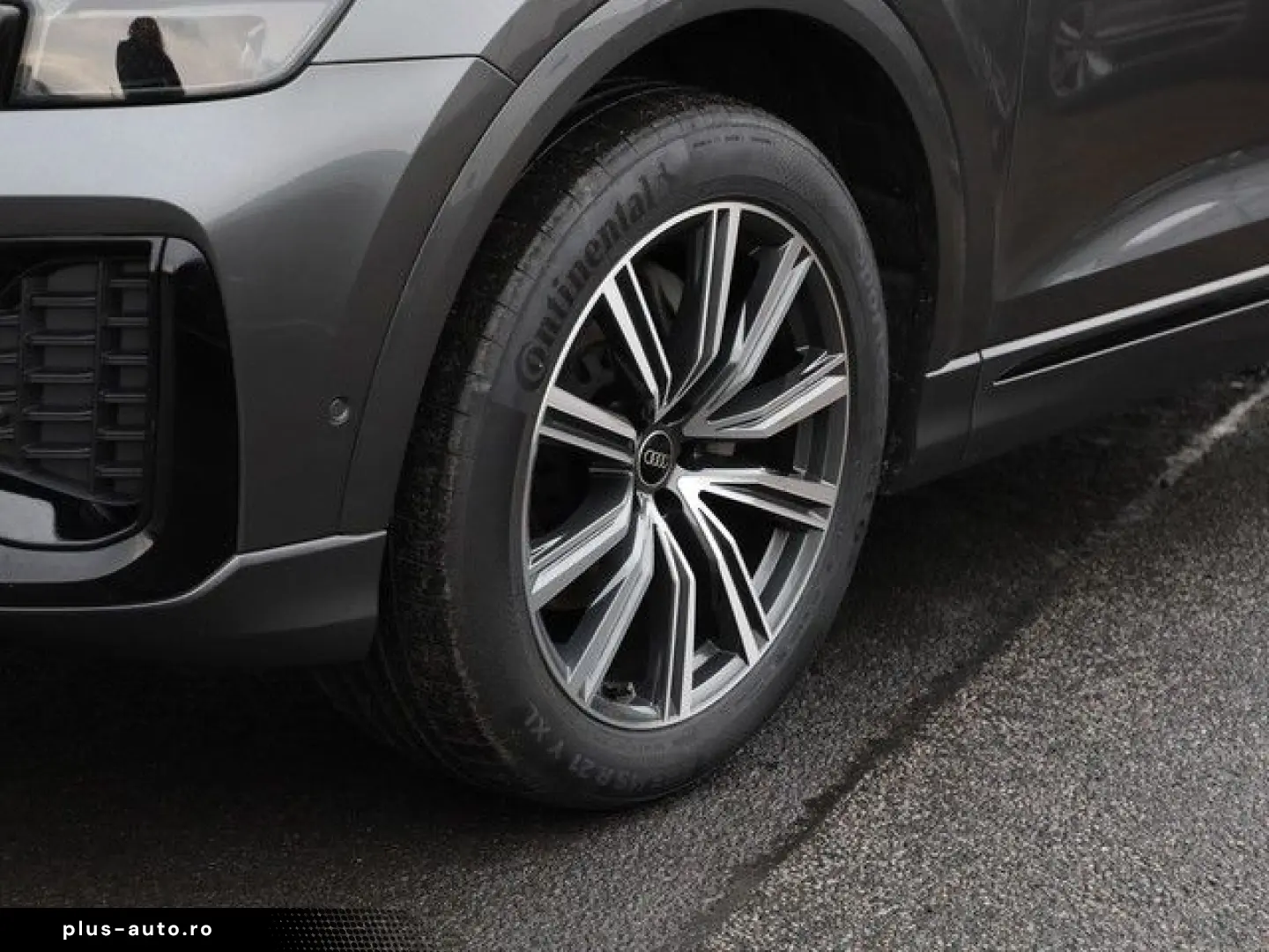 AUDI Q8 45 TDI quattro LM21 Matrix LED AHK HuD Kamera