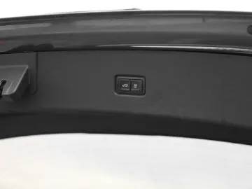 AUDI Q8 45 TDI quattro LM21 Matrix LED AHK HuD Kamera