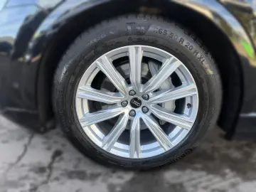 AUDI Q8 quattro  B&O BLACKSTYLE LEDER MATRIX KAMERA