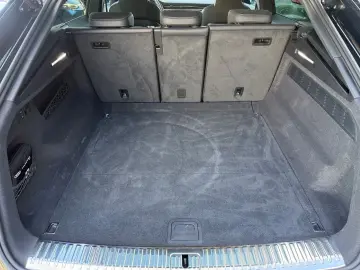 AUDI Q8 quattro  B&O BLACKSTYLE LEDER MATRIX KAMERA