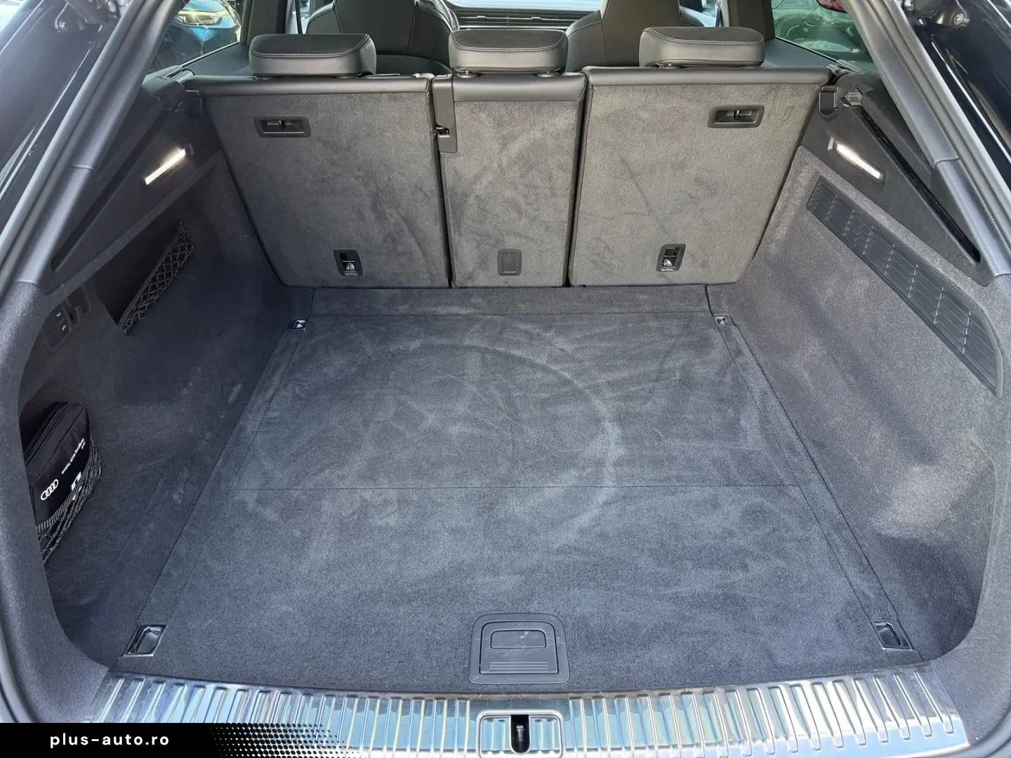 AUDI Q8 quattro  B&O BLACKSTYLE LEDER MATRIX KAMERA