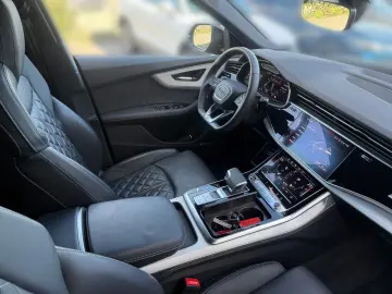 AUDI Q8 quattro  B&O BLACKSTYLE LEDER MATRIX KAMERA