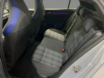 VW Golf VIII 1.4 eHybrid GTE DSG LED Kamera Standhz