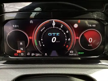 VW Golf GTE PANO AHK SIDE-ASSIST ACC NAVI LED