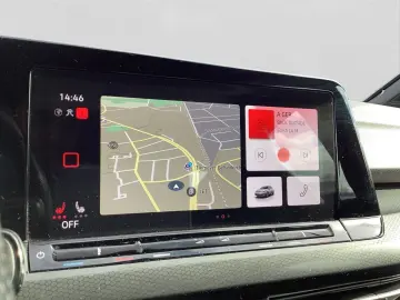 VW Golf GTE PANO AHK SIDE-ASSIST ACC NAVI LED