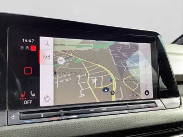 VW Golf GTE PANO AHK SIDE-ASSIST ACC NAVI LED