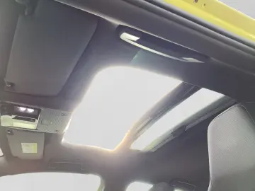 VW Golf GTE PANO AHK SIDE-ASSIST ACC NAVI LED