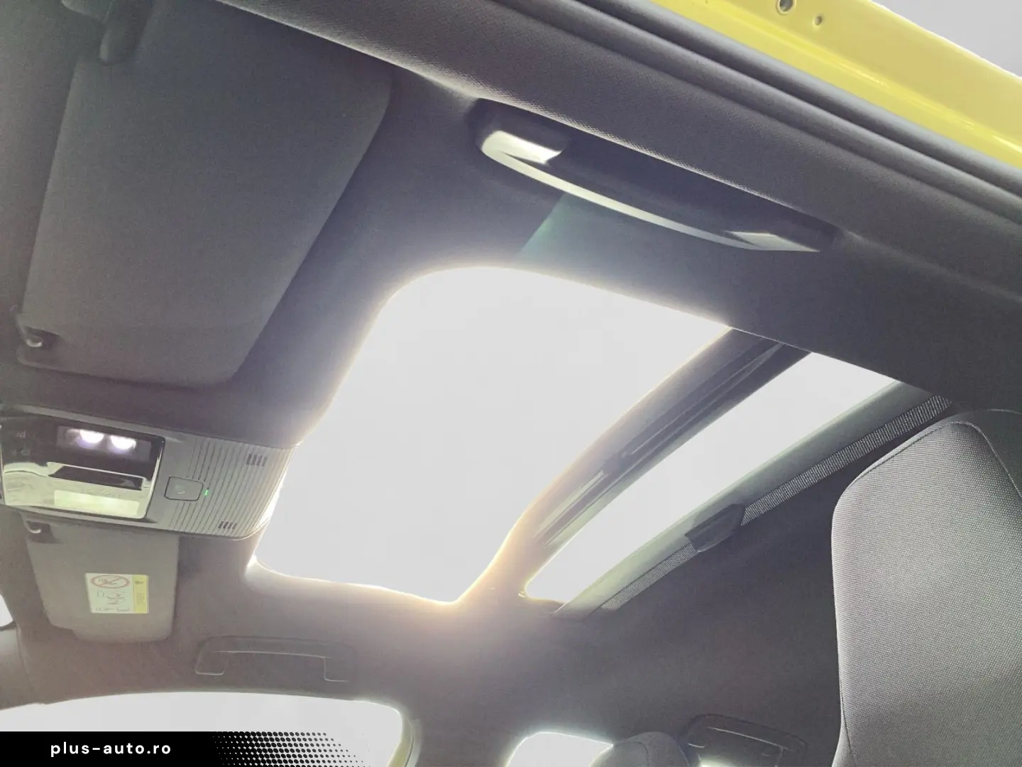 VW Golf GTE PANO AHK SIDE-ASSIST ACC NAVI LED